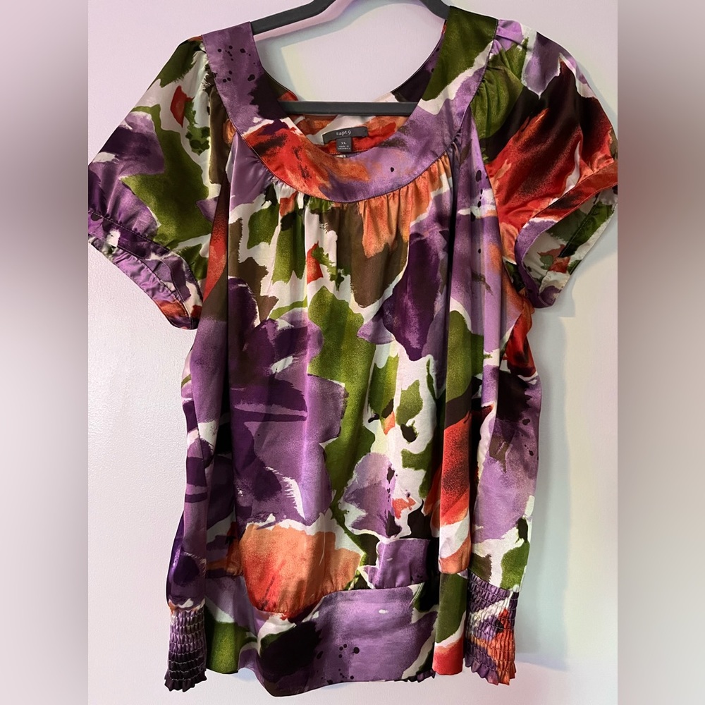Floral short sleeve Xl
